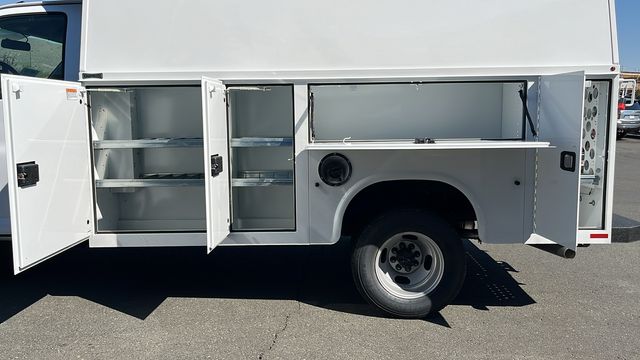 2024 Chevrolet Express 3500 Work Van 6