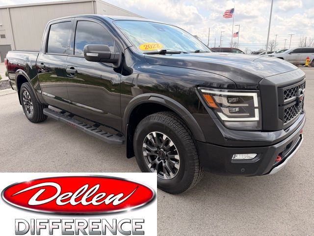 Super Black 2022 Nissan Titan PRO-4X Crew Cab 4WD Pickup Truck Four-Wheel Drive 9-Speed Automatic