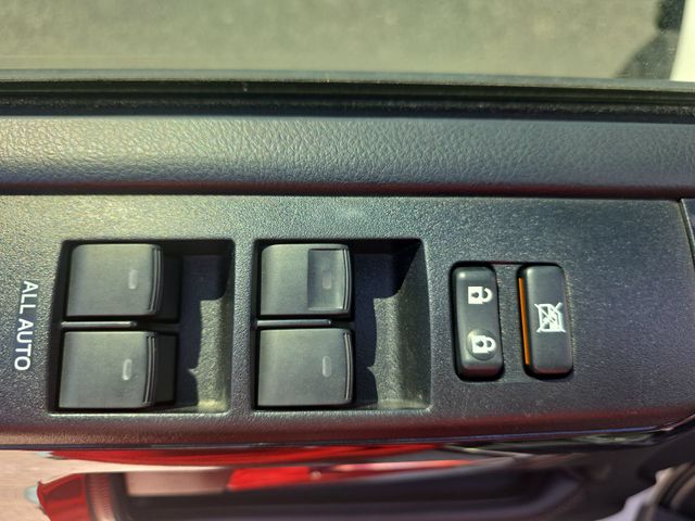 Used 2019 Super White Toyota TRD Off-Road image 28