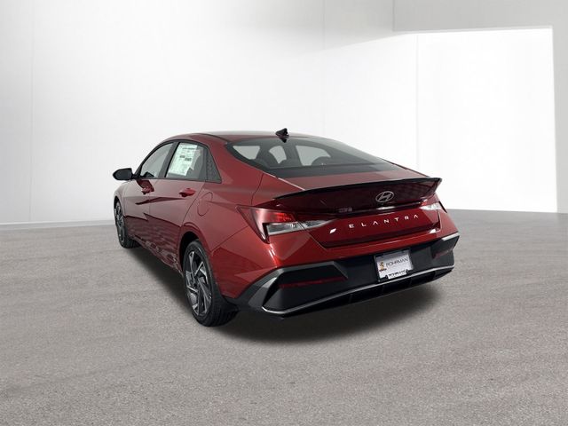 New 2025 Hyundai Elantra For Sale in Indianapolis, IN