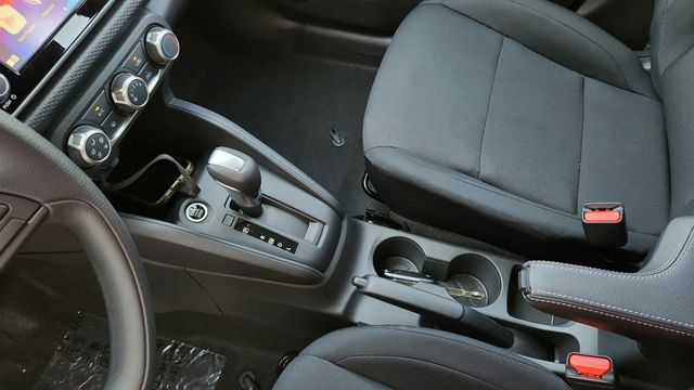 2025 Nissan Kicks Play