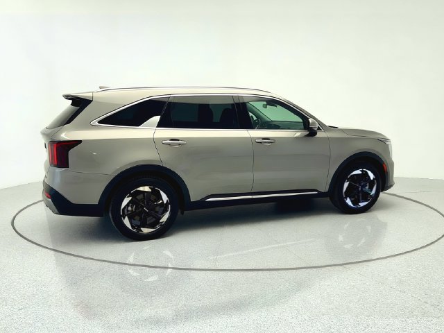 Used 2025 Kia Sorento Hybrid SUV