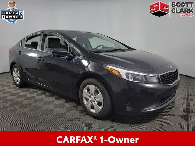 2017 Kia Forte LX AT's photo