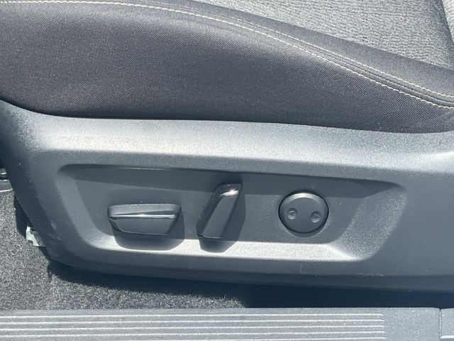 Used 2025 White Nissan SV image 15