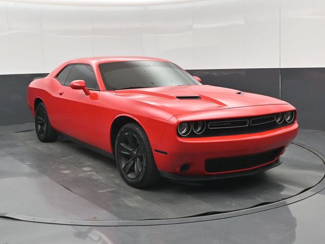 Torred Clearcoat 2022 Dodge Challenger Coupe Rear-Wheel Drive 8-Speed Automatic