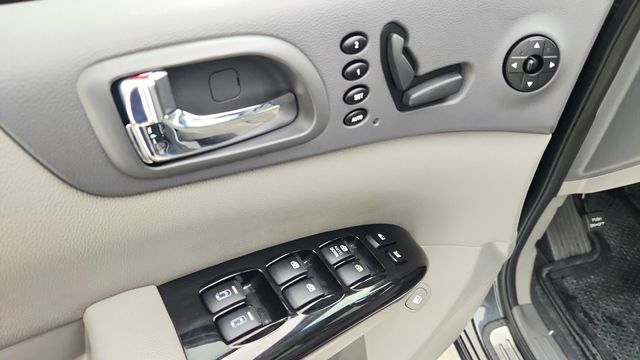 2014 Kia Sedona EX Gray at Gullo Toyota
