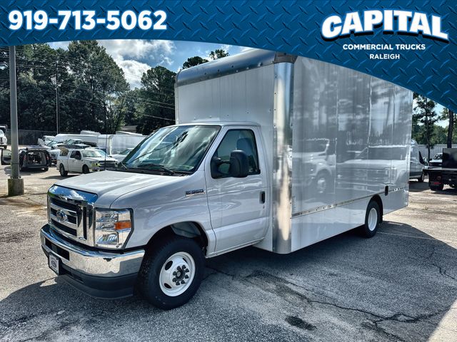 2024 Ford E-350 photo 4