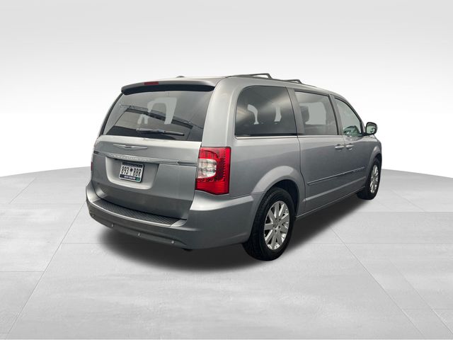 2014 Billet Silver Metallic Clearcoat Chrysler Town & Country Touring FWD Van