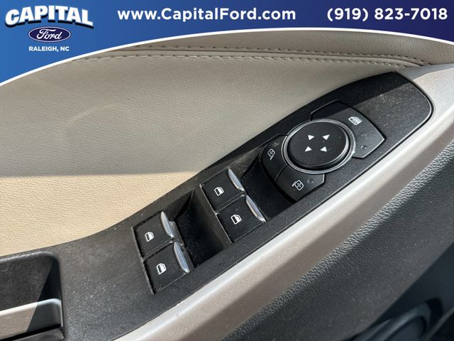 Certified Used 2023 Forged Green Metallic Ford XLT image 21