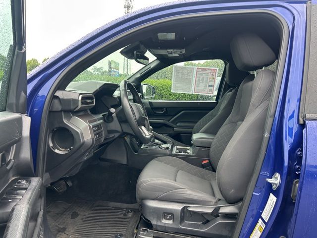 2024 Toyota Tacoma SR5 - Photo 14