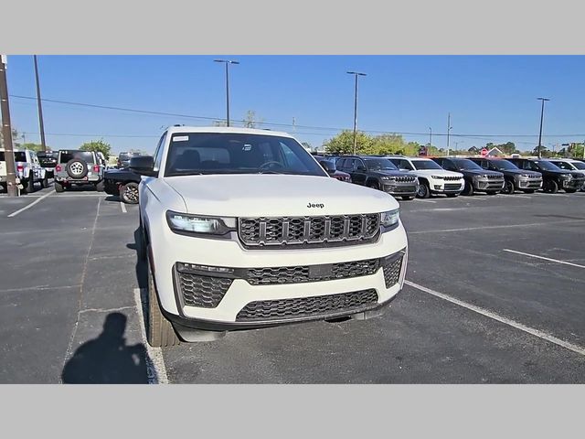 2026 Jeep Grand Cherokee Limited 4x2