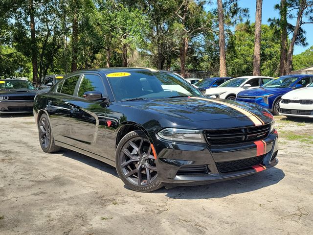 Pitch Black Clearcoat 2021 Dodge Charger SXT RWD Sedan Rear-Wheel Drive 8-Speed Automatic