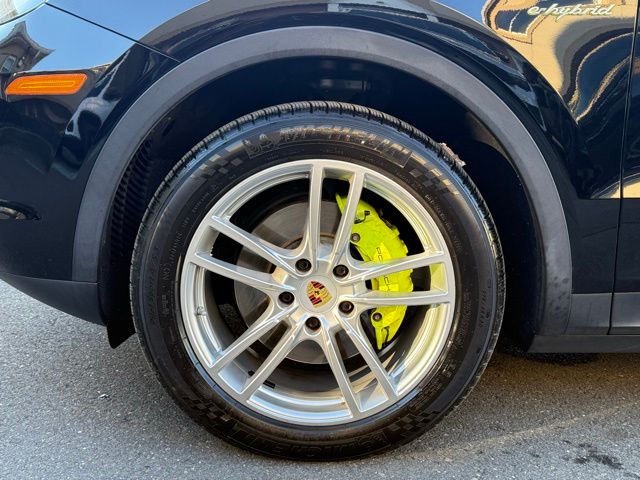 2019 Porsche Cayenne E-Hybrid