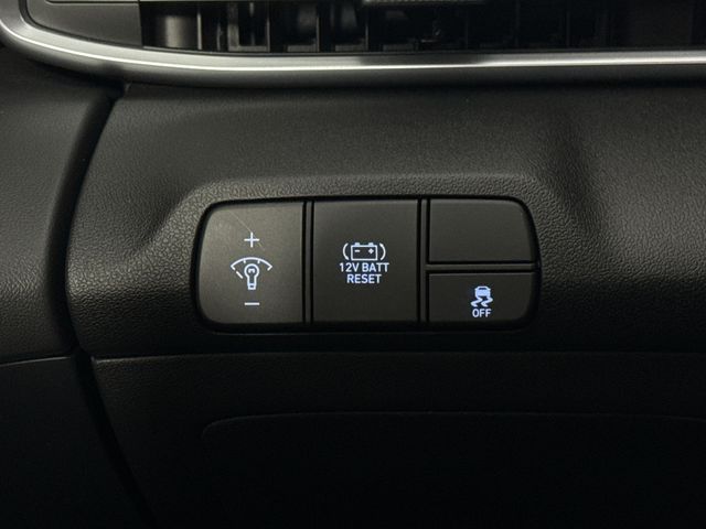 Used 2025 Hyundai Elantra Hybrid For Sale in Indianapolis, IN