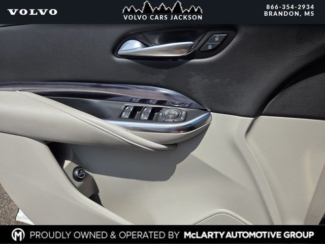 Used 2022 Cadillac XT4 SUV