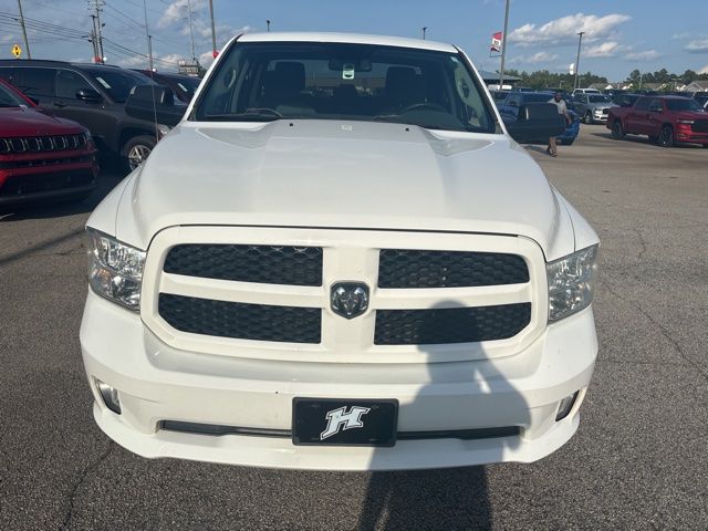 Used 2014 White Ram Express image 2
