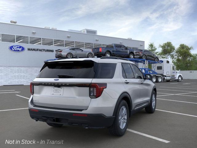 2025 Ford Explorer Active 8