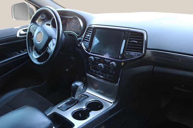 Used Car 2021 Jeep Grand Cherokee  Laredo X For Sale Under $25,000 In Austin, Texas