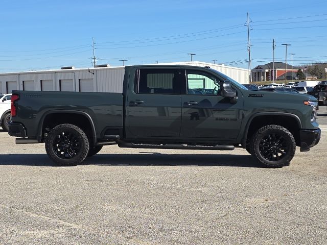 2025 Chevrolet Silverado 3500HD LTZ:168696A