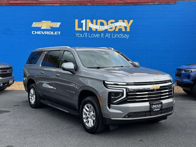 Sterling Gray Metallic 2026 Chevrolet Suburban SUV / Crossover Four-Wheel Drive