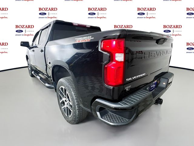 2019 Black Chevrolet Silverado 1500 LT Trail Boss 4X4 Truck