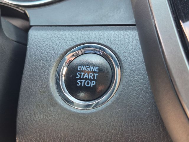 2020 Toyota Camry - Image 22