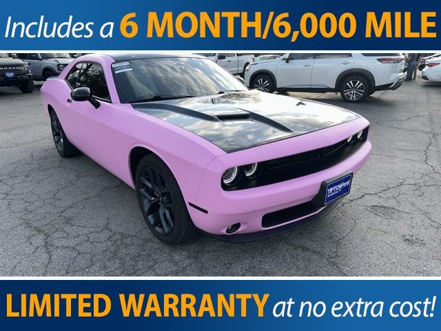 2022 Dodge Challenger SXT RWD