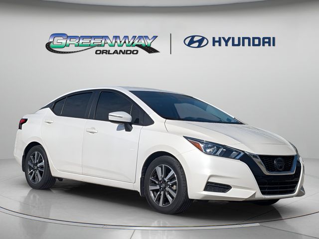 Aspen White TriCoat Pearl 2021 Nissan Versa Sedan Front-Wheel Drive Continuously Variable Transmission