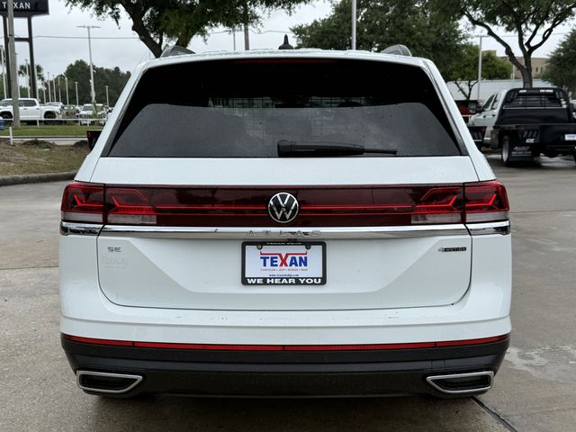 2024 Volkswagen Atlas 2.0T SE White at DeMontrond Ford