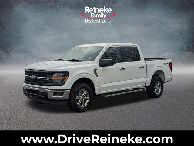 White 2025 Ford F-150 XLT SuperCrew 4WD Pickup Truck Four-Wheel Drive Automatic