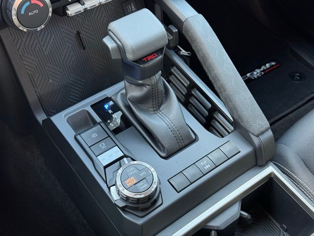2025 Toyota Tacoma TRD Off Road - Photo 22