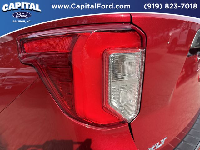 Used 2023 Red Ford XLT image 15
