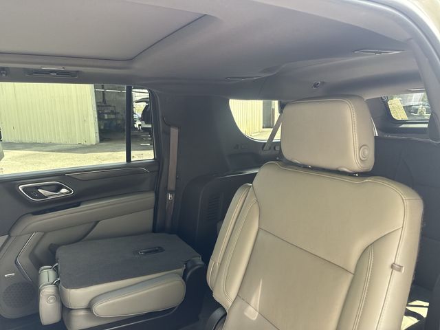 Used 2022 Beige Chevrolet Z71 image 16