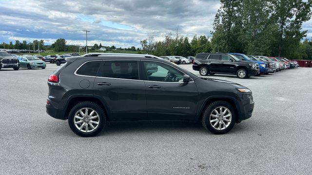 Used 2016 Jeep Cherokee SUV
