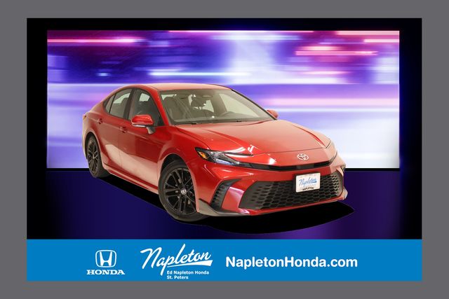 2025 Toyota Camry SE AWD