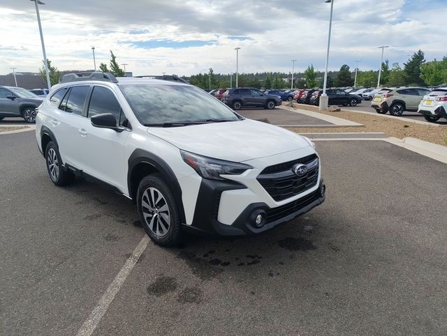 2025 Subaru Outback 2.5i