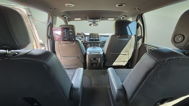 Used 2021 Gray Chevrolet Z71 image 39