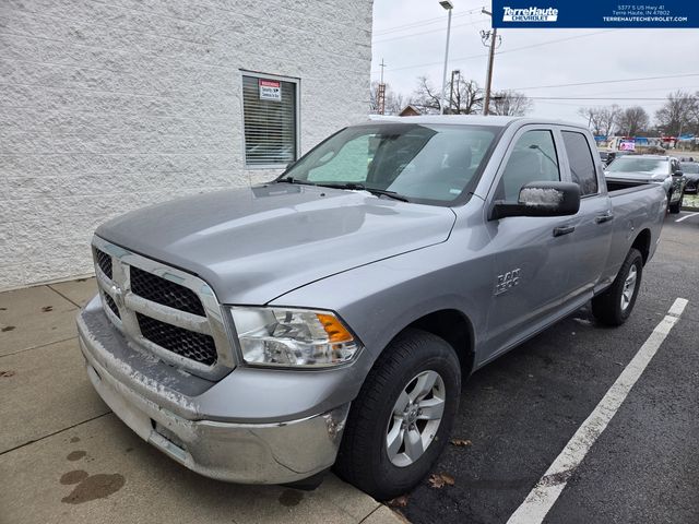 2024 RAM 1500 Classic SLT Quad Cab 4WD