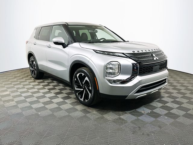 2024 Mitsubishi Outlander SE FWD