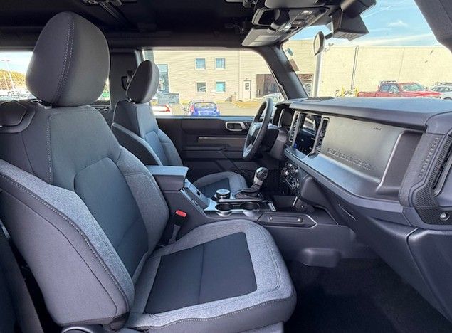 New 2025 Black Ford Base image 17