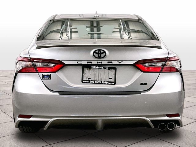2021 Toyota Camry SE Silver at Sutliff Volkswagen