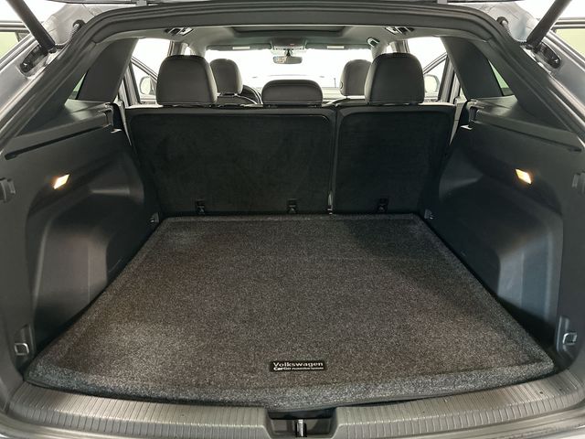 2021 Volkswagen Atlas Cross Sport 3.6L V6 SE w/Technology R-Line  at Subaru and VW of Moon Township