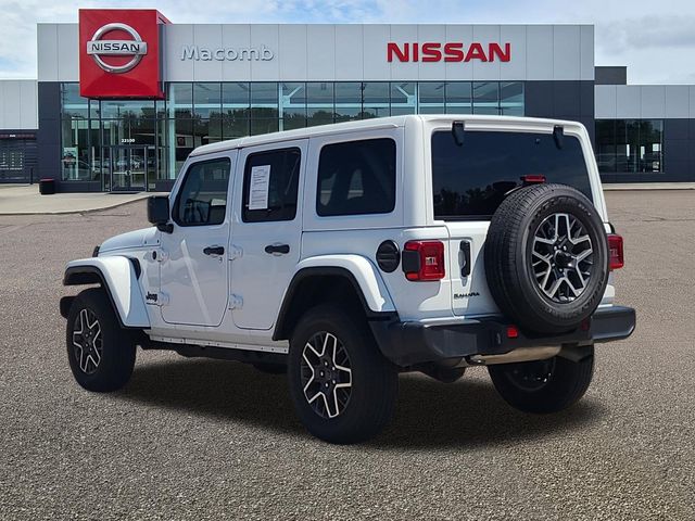 Used 2025 Jeep Wrangler SUV