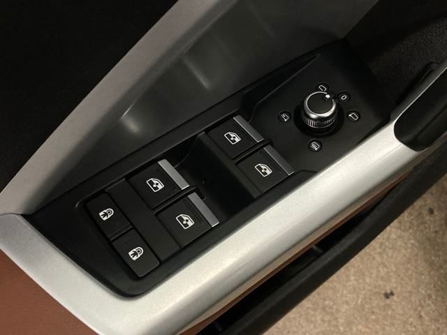 2021 Audi Q3 quattro S line Premium 45 TFSI