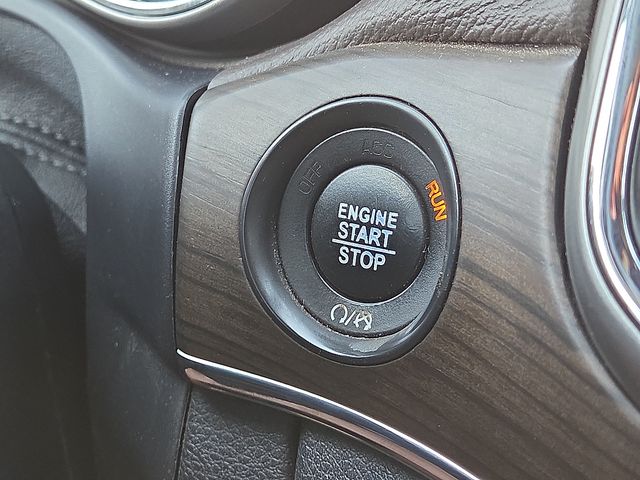 Used Car 2017 Jeep Grand Cherokee  Overland For Sale Under $20,000 In Plainview, Texas