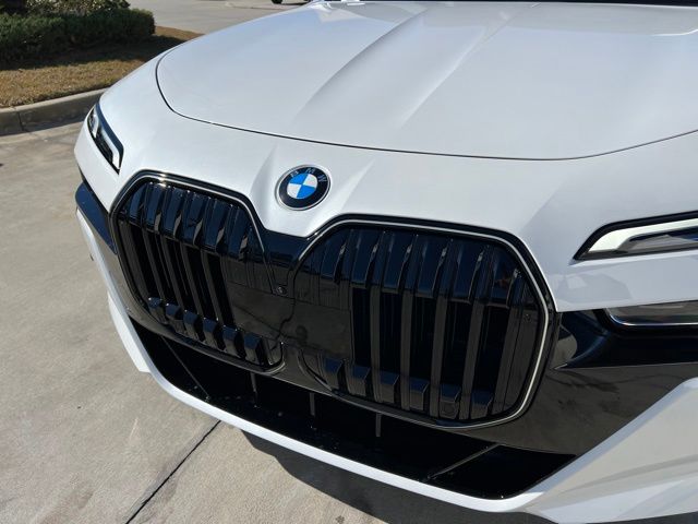 Used 2024 BMW 7 Series 760i with VIN WBA33EJ01RCR07266 for sale in Diberville, MS