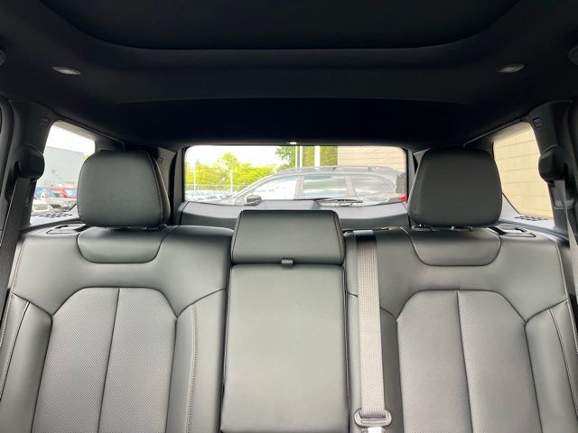 New 2026 Jeep Cherokee Limited For Sale in Highland, IN