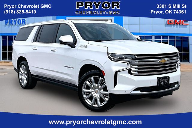White (Iridescent Pearl Tricoat) 2023 Chevrolet Suburban High Country 4WD SUV / Crossover Four-Wheel Drive Automatic