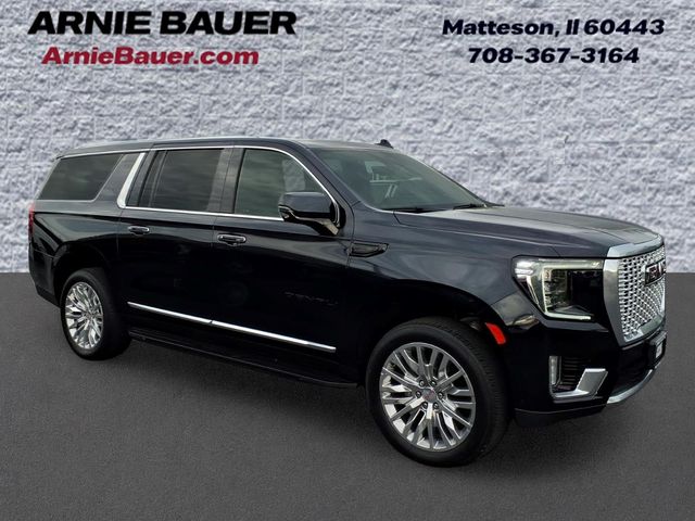 Midnight Blue Metallic 2023 GMC Yukon XL SUV / Crossover Four-Wheel Drive