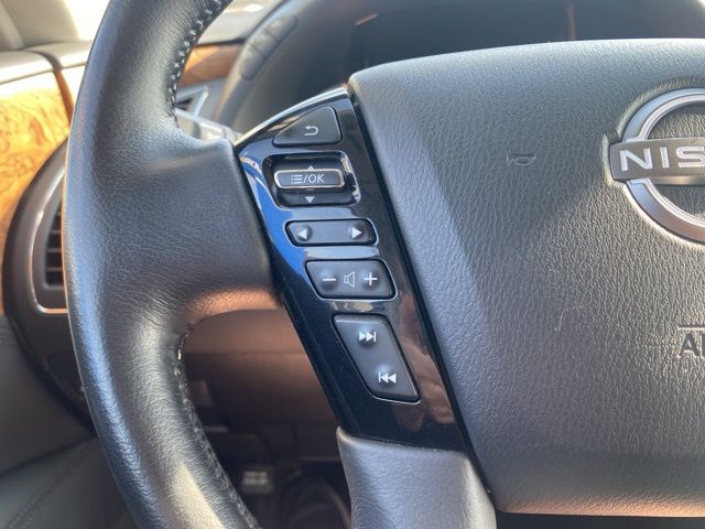 2023 Nissan Armada SL photo